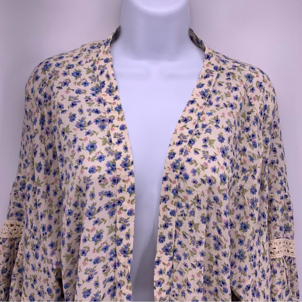 American Eagle Floral Cardigan O/S - Picture 2 of 7